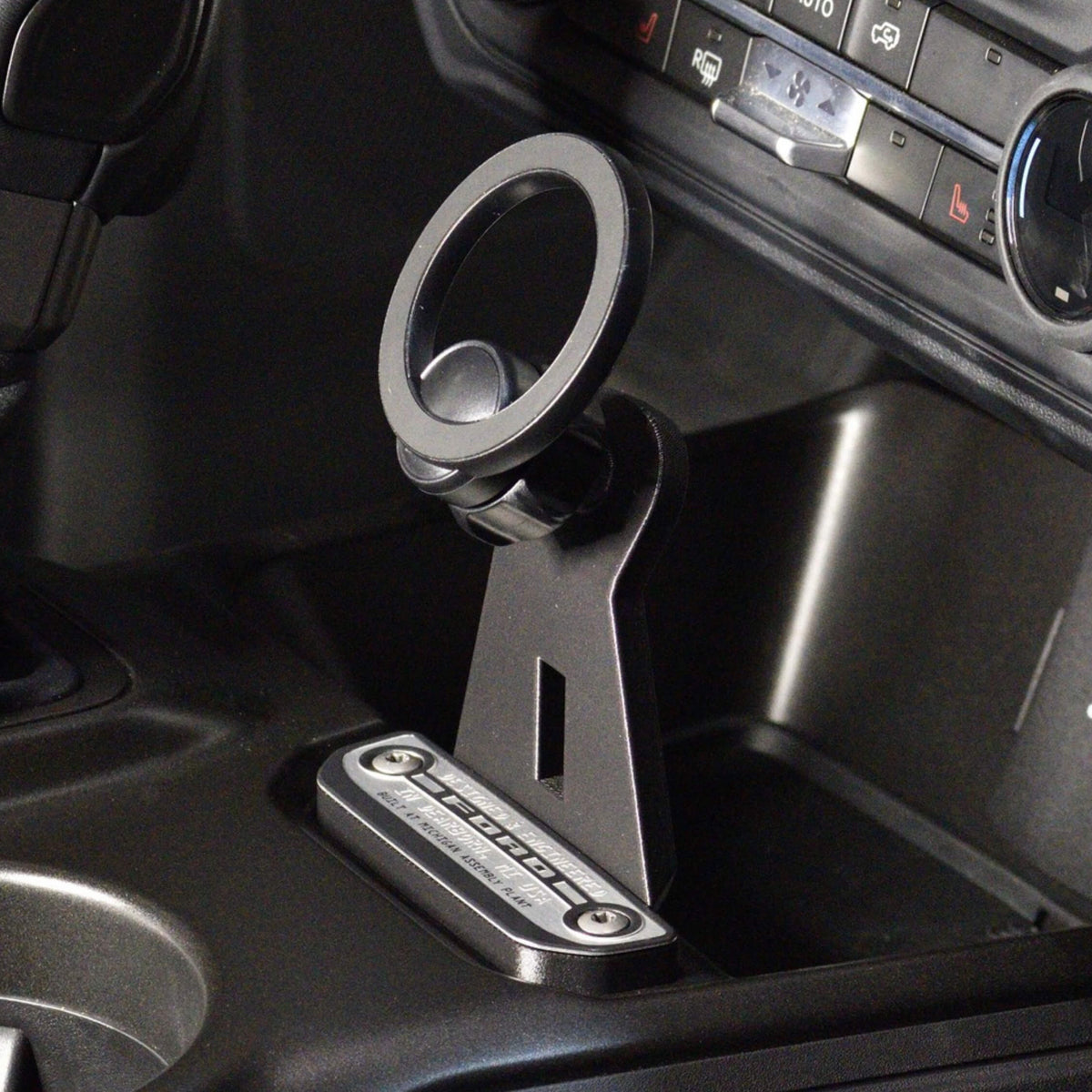 615 South Ford Bronco MagSafe Magnetic Phone Mount Main